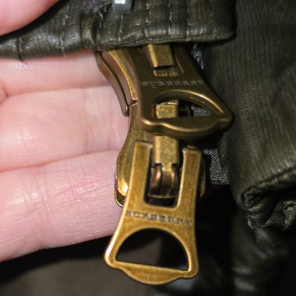 Burberry Brit Olive Puffer Jacket Size XL - Picture 16 of 16